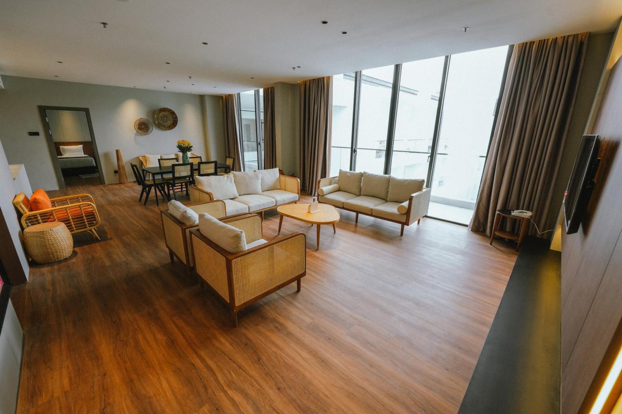 Roxy Beach Resort Sematan 外观 照片