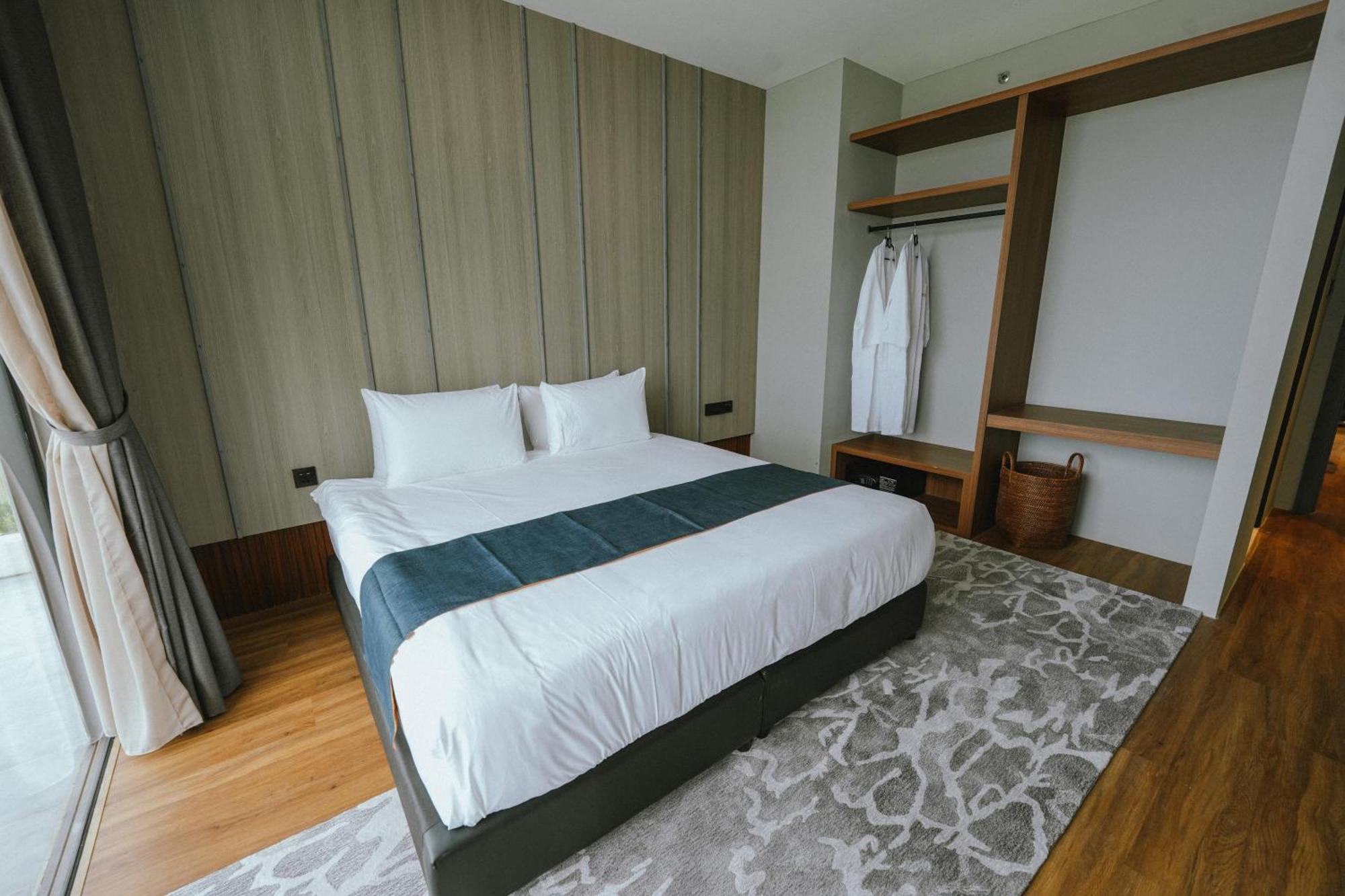 Roxy Beach Resort Sematan 外观 照片